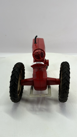 Tru-Scale Narrow Tractor