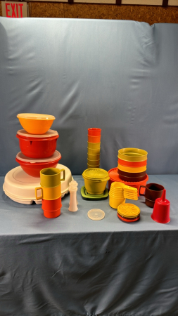 Tupperware Lot