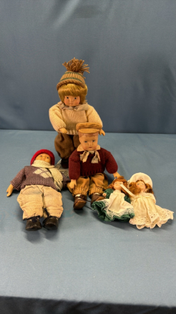 (5) Dolls