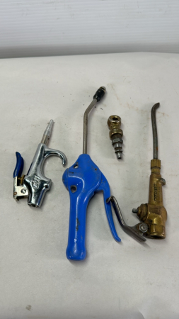 (3) Air Guns & (1) Tire Chuck