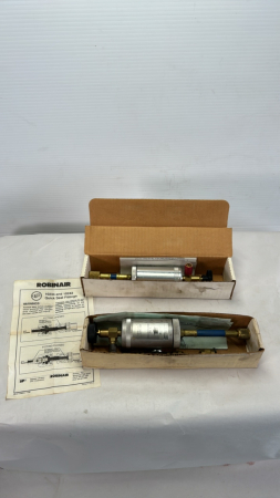 Pair of Oil Injector Tools