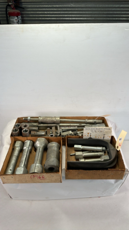 Snap-On Blind Hole Bearing Puller Set