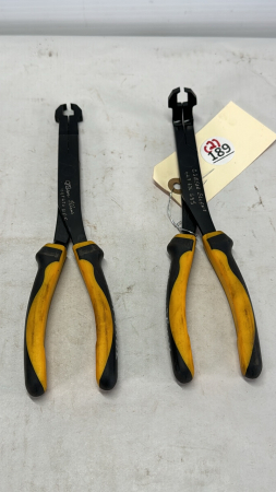 Pair of Tiger Tool Snap Ring Pliers