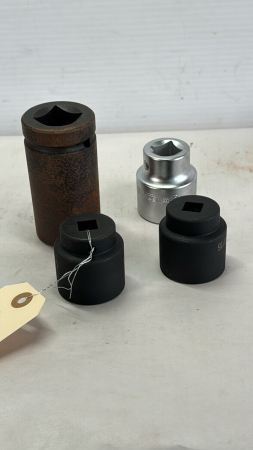 Assorted Sockets