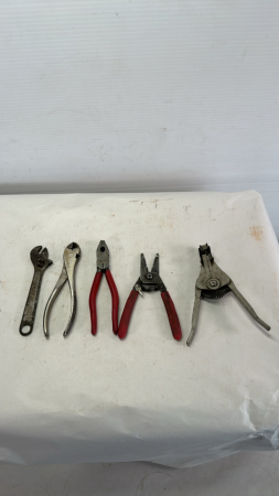 Hand Tool Lot