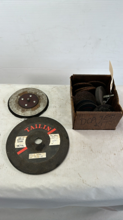 Assortment of Cut Off Disc & Scotch Pads