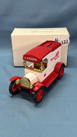 Western Woolens 1913 Ford Model T Van