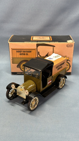 Harley Davidson 1916 Studebaker Pickup