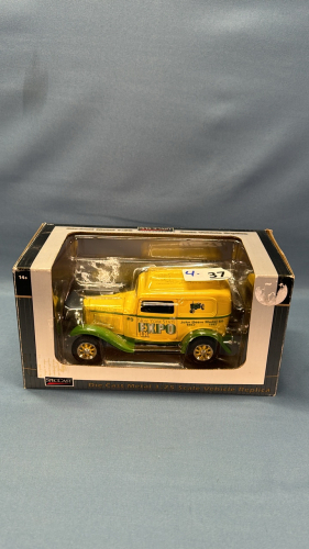 New York State John Deere Show #9 Bank