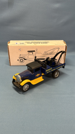 Sunoco 1931 International Tow Truck Bank