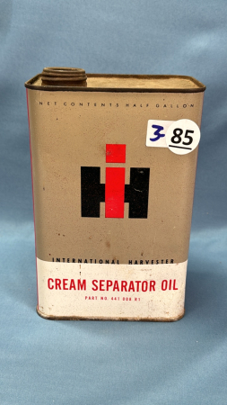 International Harvester Cream Seperator Oil Tin