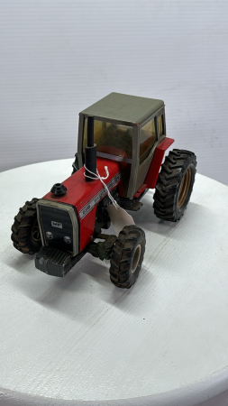 Massey Ferguson 699 Tractor