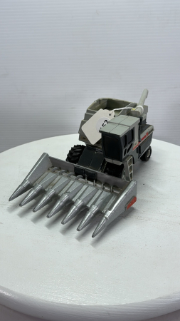 New Idea 800C Unisystem