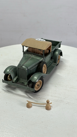 Hubley 7" Metal Truck