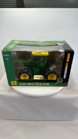 John Deere 7020 4WD Tractor