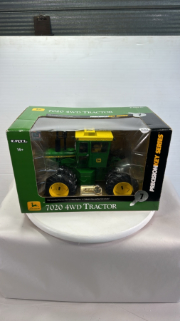 John Deere 7020 Tractor