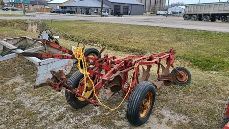 Massey Harris 3F Trail Plow