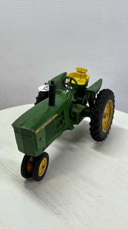 John Deere 3010 Narrow Tractor