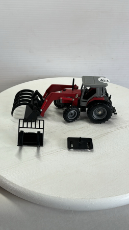 Massey Ferguson 3050 Tractor w/loader&attachments