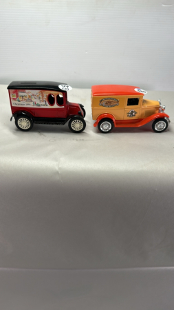 Case Model A Truck & Case IH International Truck