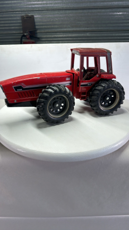 International 6388 Tractor