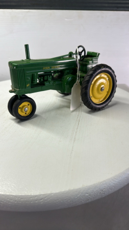 John Deere 60 Tractor