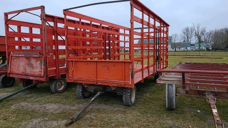 Krantz 20ft x 8ft Bale Thrower Wagon