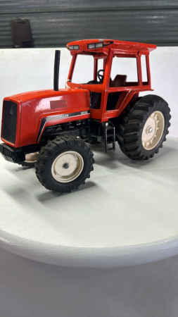 Deutz Allis 8010 Tractor