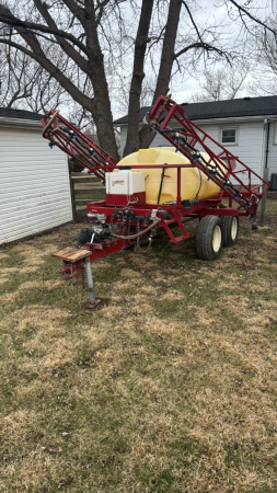 500 Gallon Tandem Sprayer