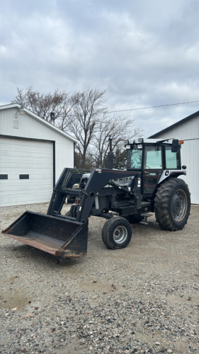 White Field Boss 85 2WD Tractor