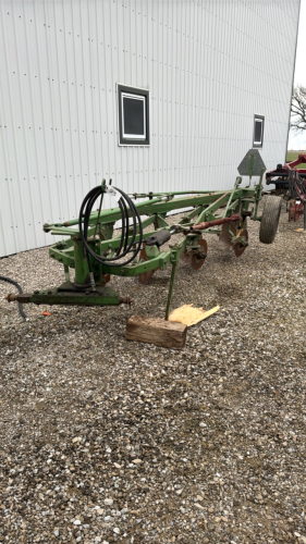 John Deere 145 4 Furrow Semi-Mount Plow