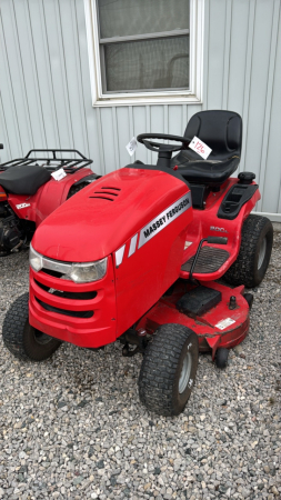 Massey Ferguson 2000 Riding Mower w/42in Deck