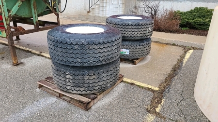 Unused Double Star 445/65R22.5 Tires and Rims