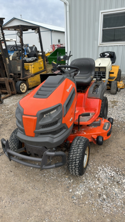 Husqvarna YT 48D XLS Lawn Mower