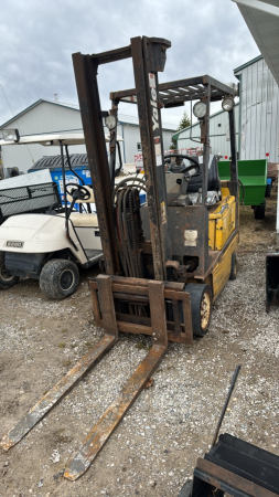 Yale 5000 LB Propane Fork Lift