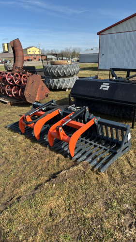 TMG 7ft Stone Fork with Grapple