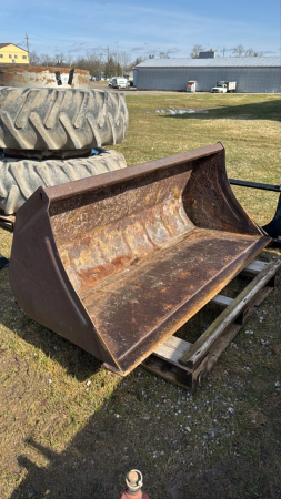 6ft Material Bucket w/Alo Hookup