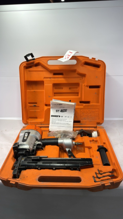 Stock St 400 Pneumatic Fencing Stapler