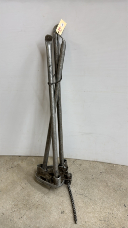 Rigid Tripod Pipe Vise