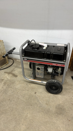 Briggs & Stratton Generator