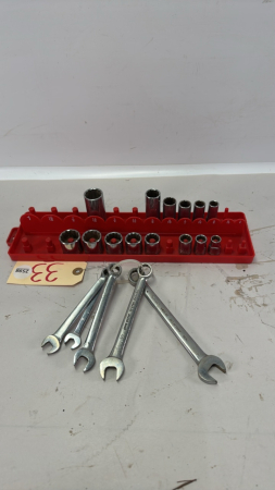 Quantity of John Deere Wrenches