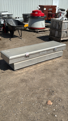 Cross Box Toolbox
