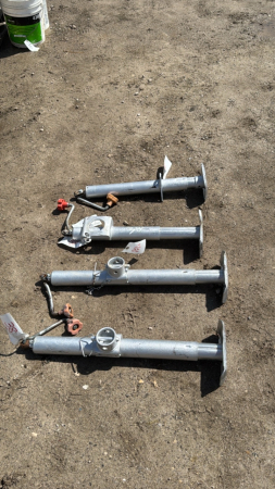 (4) Implement Jacks