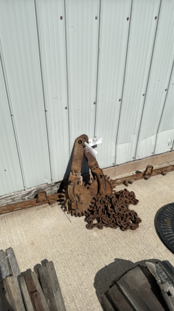 Woven Fence Stretcher