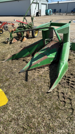 John Deere 2 Row x 38in Corn Head