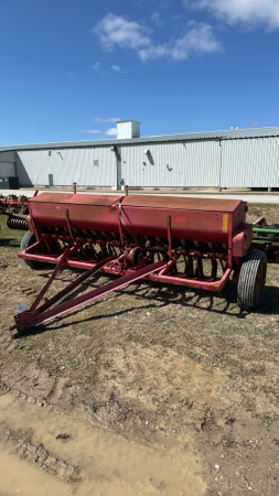 Massey Ferguson 33 17 Run Seed Drill