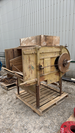 Fanning Mill