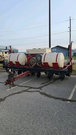 Case IH 900 Cyclo-Air 6 Row Planter