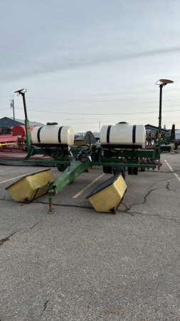 John Deere 7000 4 Row Planter