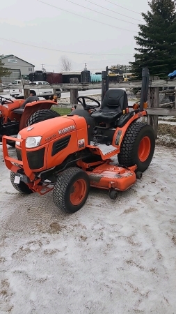 Kubota B2620 Diesel 4WD Compact with Mower
